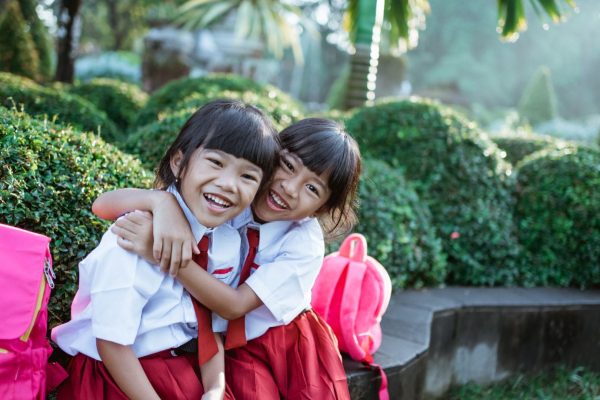 Tahapan Perkembangan Emosi Anak SD yang Perlu Dipahami Orang Tua